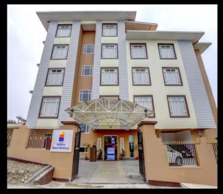 Banari Regency By Summit Hotel Namchi Екстериор снимка