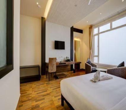 Banari Regency By Summit Hotel Namchi Екстериор снимка
