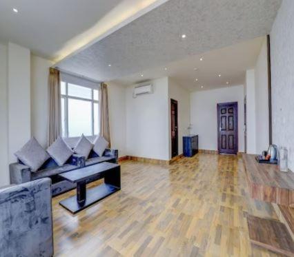 Banari Regency By Summit Hotel Namchi Екстериор снимка
