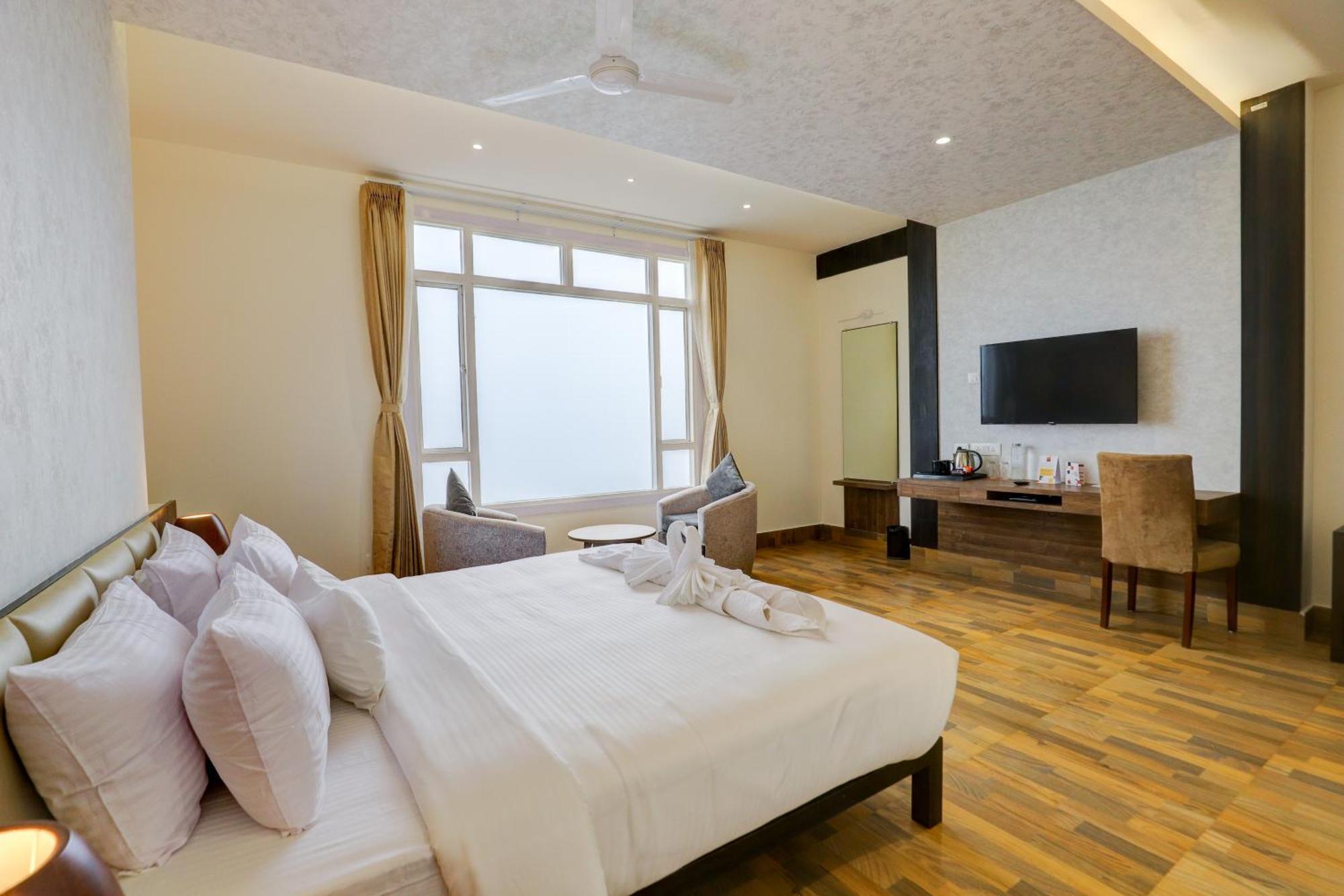 Banari Regency By Summit Hotel Namchi Екстериор снимка