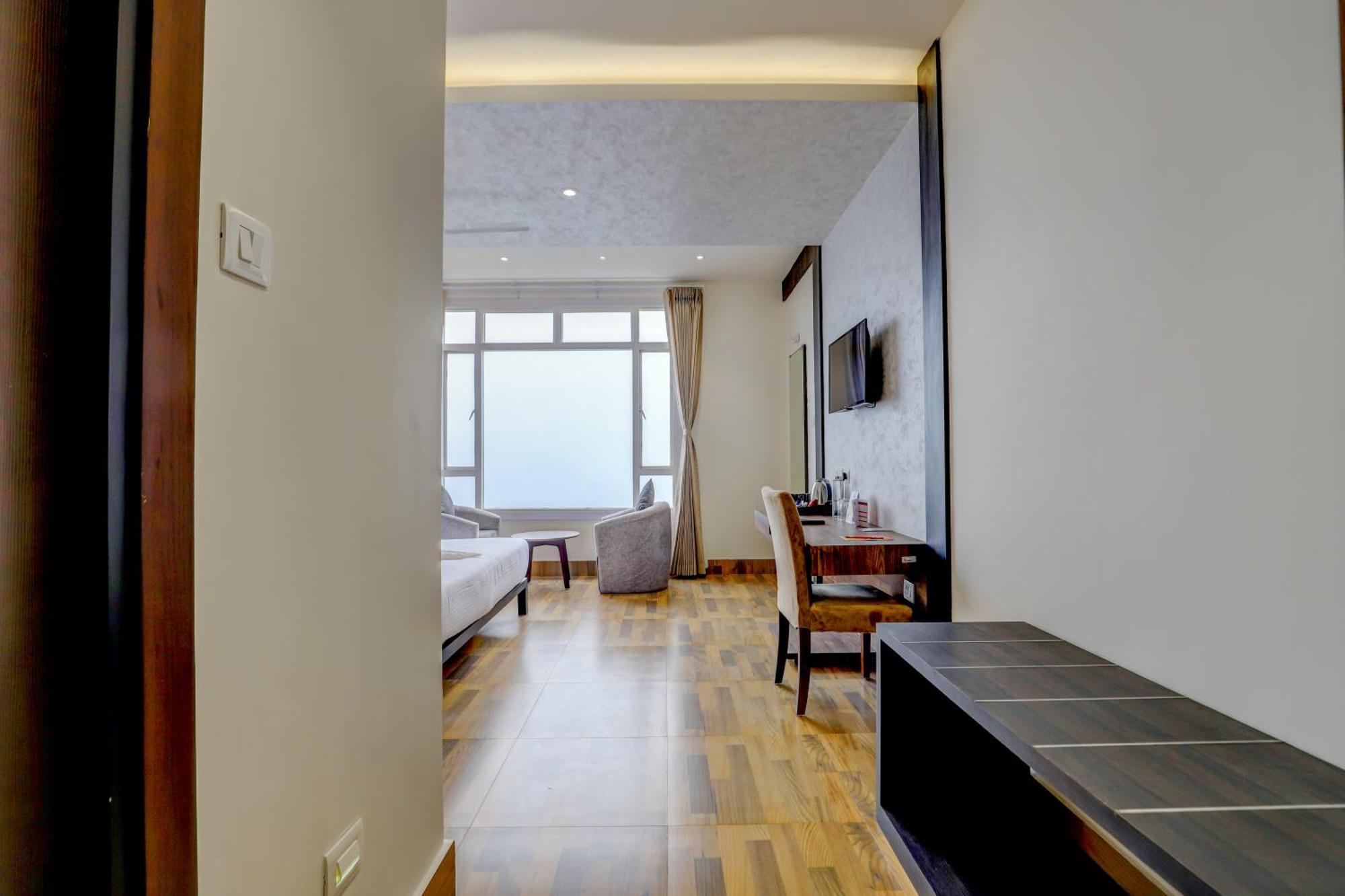 Banari Regency By Summit Hotel Namchi Екстериор снимка