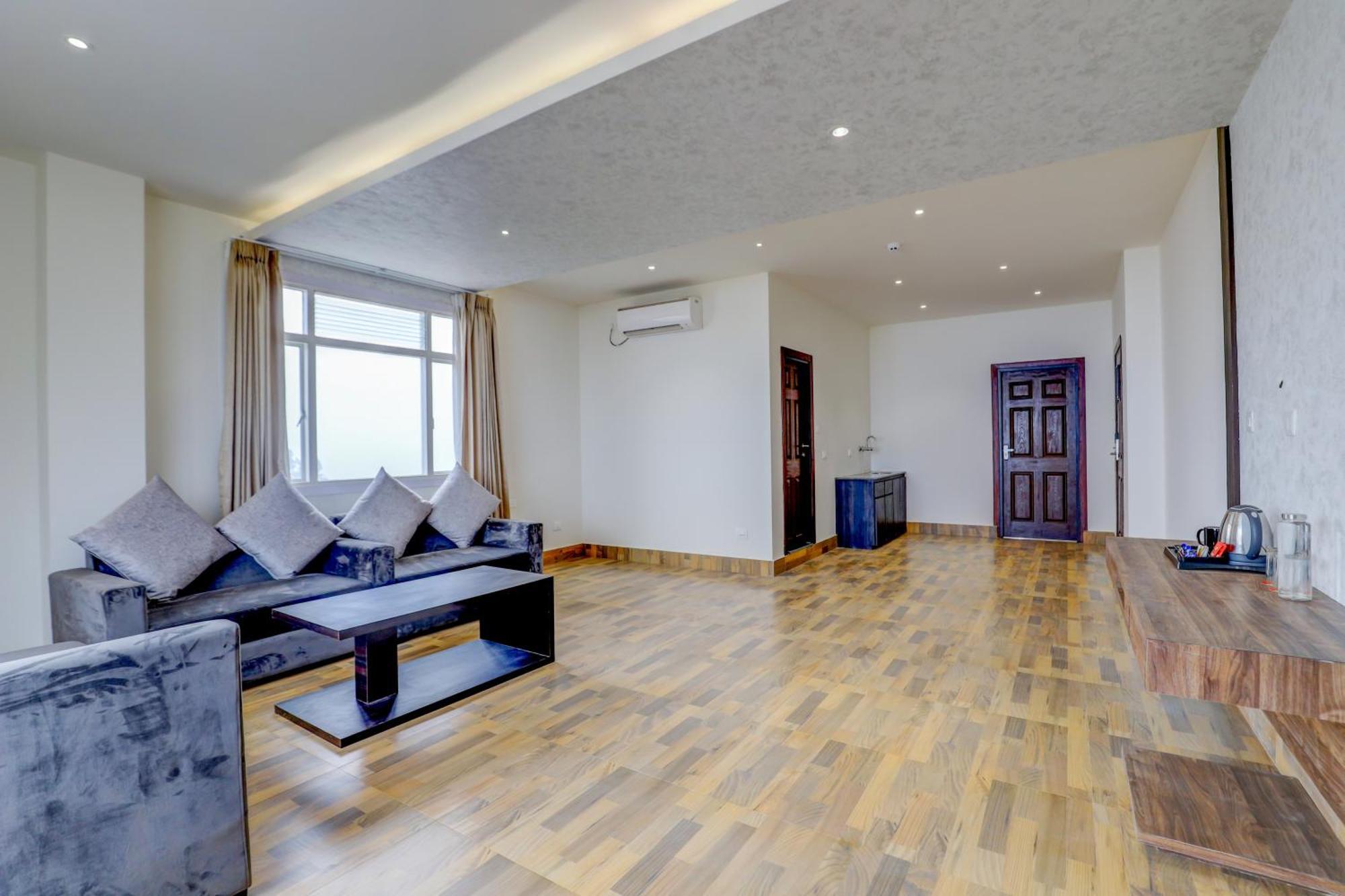 Banari Regency By Summit Hotel Namchi Екстериор снимка